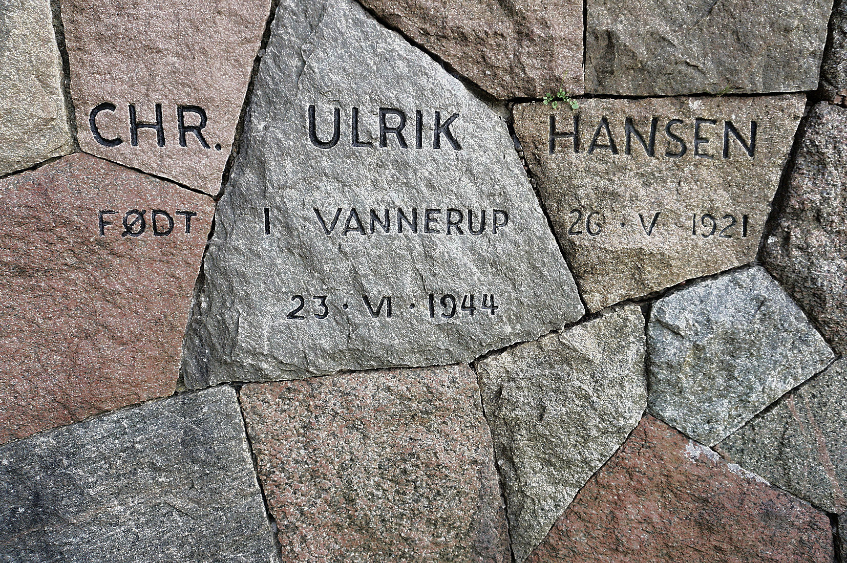 Der var stor lokal opbakning til idéen om en mindelund, og anlægsarbejdet startede allerede i efteråret 1945.